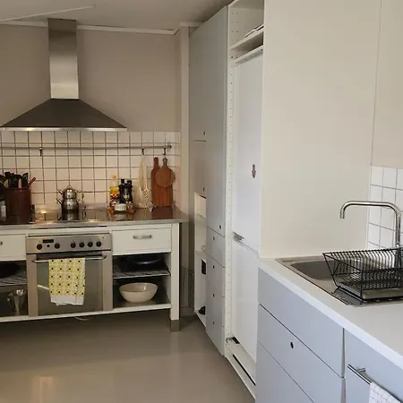 Central, Spacious *
