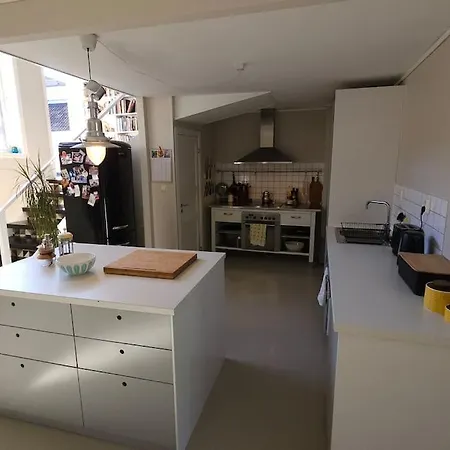 Central, Spacious Apartament